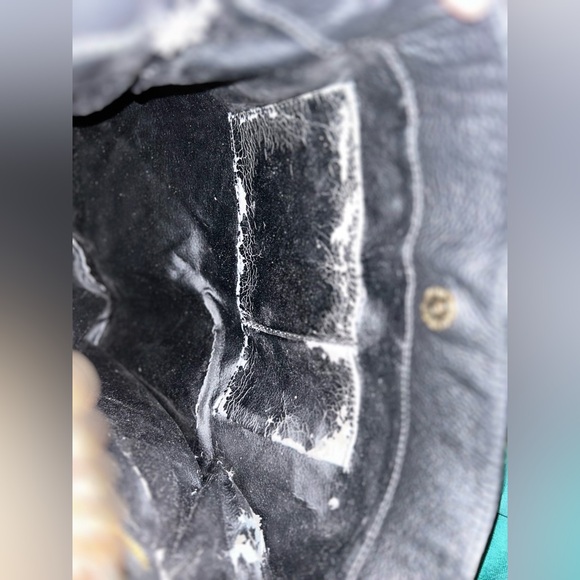 G U C C I large snake skin purse - Picture 10 of 14